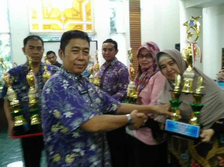 Dokumentasi LKP Faida Cendikia Perdana Juara 1 Lomba Karya Nyata Tingkat Kabupaten Tangerang & Provinsi Banten (Kategori Pengelola Kursus)