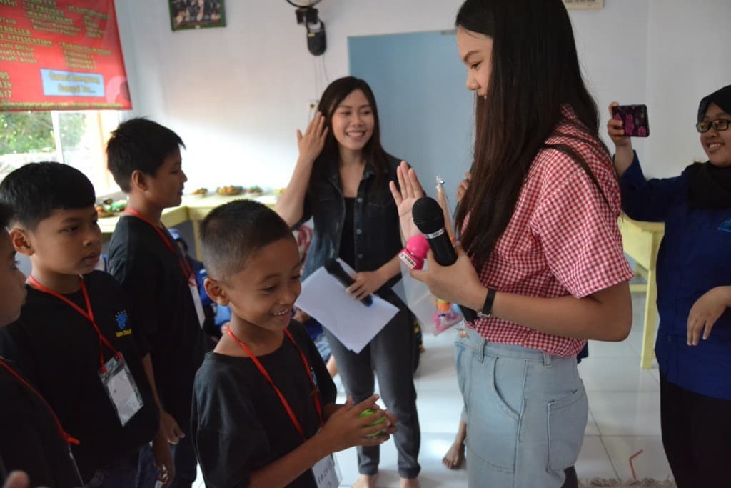 Dokumentasi Meet and Fun learning bersama miss they juga miss peng (Thailand)