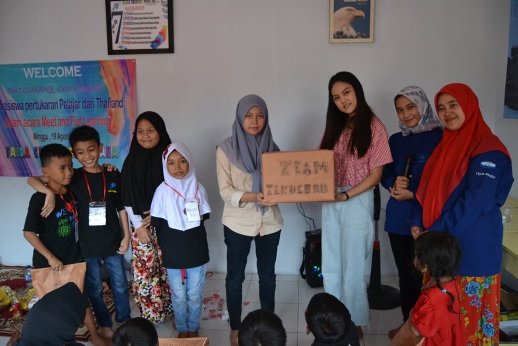 Dokumentasi Meet and Fun learning bersama miss they juga miss peng (Thailand)