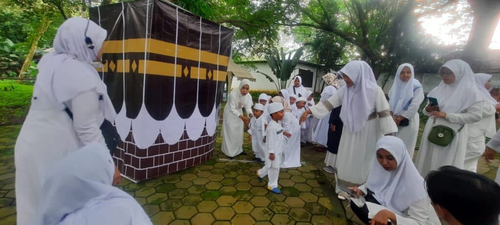 Dokumentasi Kegiatan Manasik Haji KB Faida Cendikia Perdana