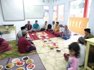 Dokumentasi Acara buka Puasa Bersama, Sharing Session dan Penempatan Gedung Belajar Baru