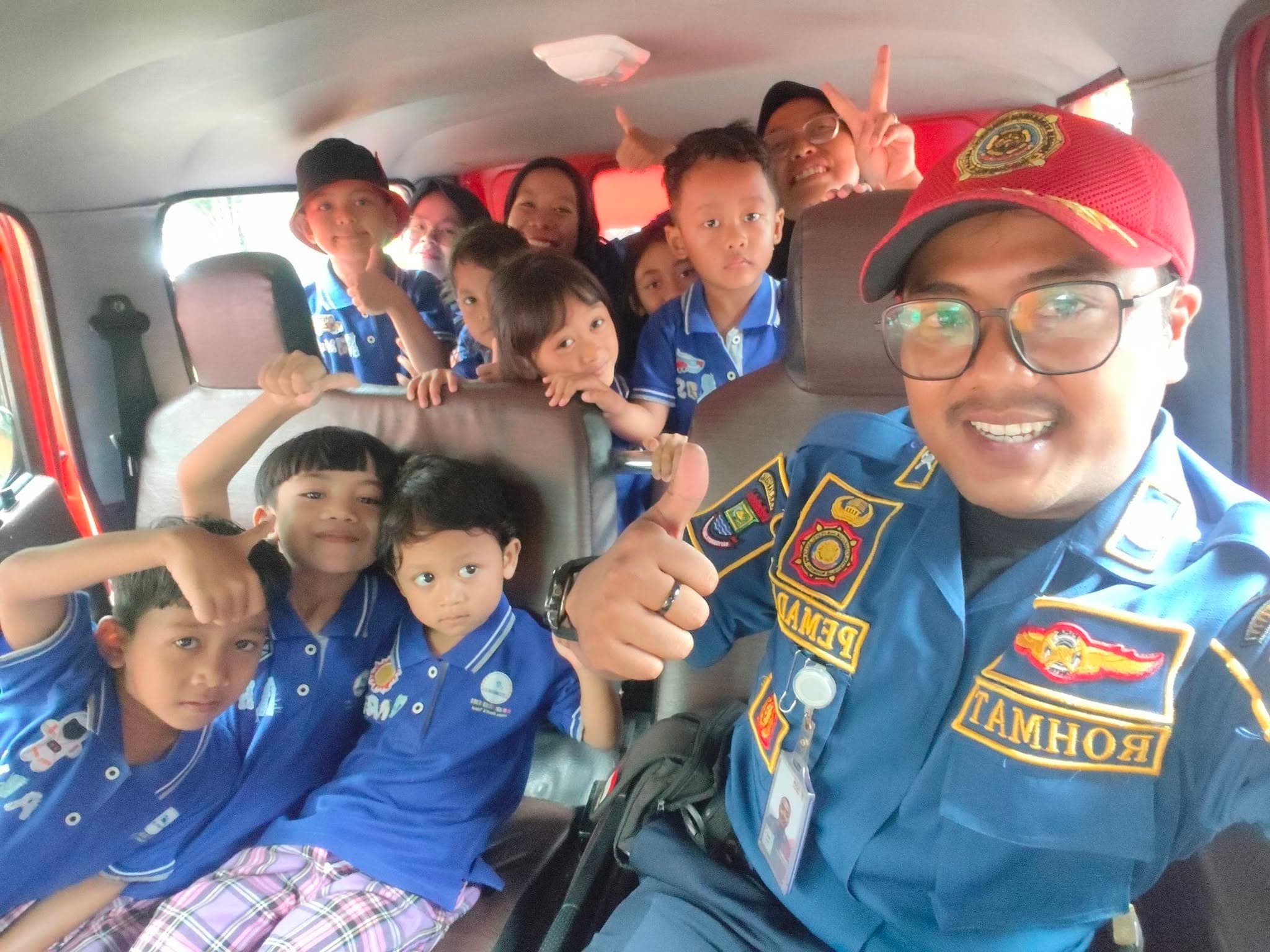 Kunjungan Edukatif Faida Cendikia Perdana ke Damkar dan Scientia Square Park